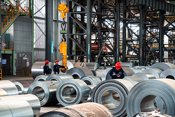 Rebar prices are expected to continue the trend of wide range oscillation