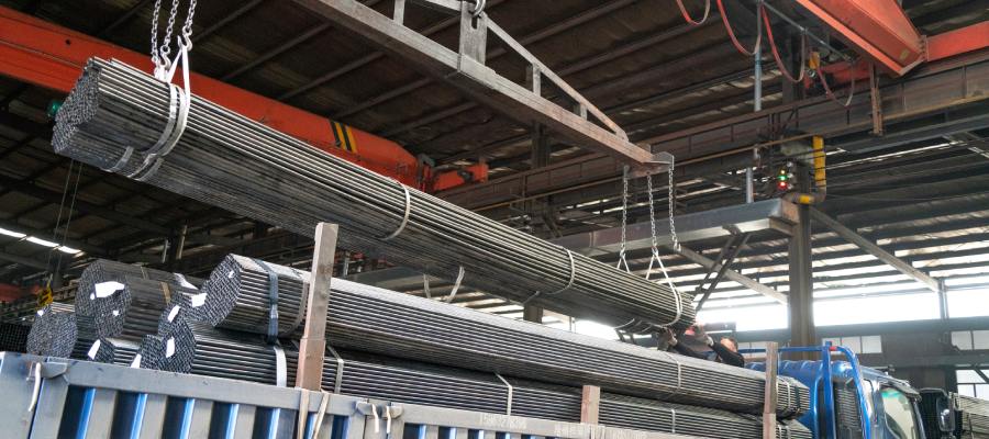 Welded Tube vs Seamless Steel Pipe: Key Differences Explained